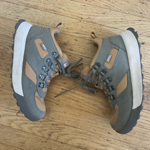 REI Co-op Trailmade waterproof Hiking Boots - Picture 3 of 11